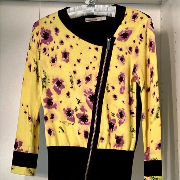 🌺Karen Millen. Sweater. British. Very good condition. Black back. 2 way zipper. - Picture 4 of 5
